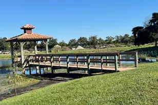 5624 Summit Pointe Circle, Bradenton, FL 34210 - Photo 7