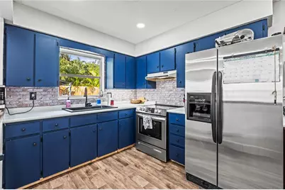 2611 Huntington Avenue, Sarasota, FL 34232 - Photo 17