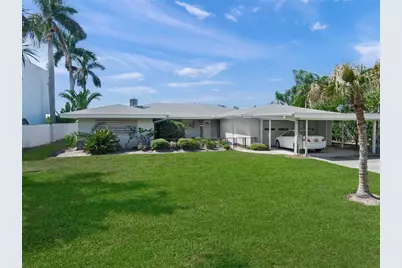 1386 Tangier Way, Sarasota, FL 34239 - Photo 9