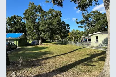 302 12th Street W, Palmetto, FL 34221 - Photo 5