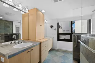 1255 N Gulfstream Ave, Sarasota, FL 34236 - Photo 21