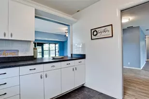 3704 17th Ave W, Bradenton, FL 34205 - Photo 9