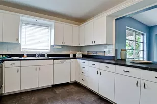 3704 17th Ave W, Bradenton, FL 34205 - Photo 7