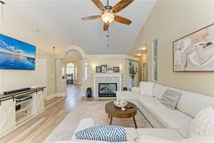 11720 Clubhouse Dr, Lakewood Ranch, FL 34202 - Photo 19