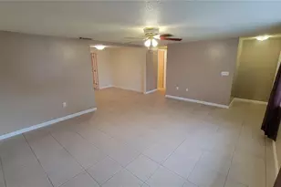 432 Crosby Ct, Sarasota, FL 34237 - Photo 11