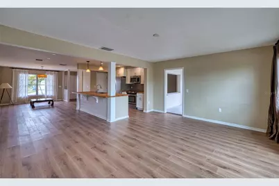 4102 Lakewood Avenue, Bradenton, FL 34208 - Photo 9