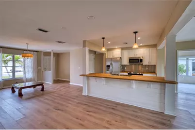 4102 Lakewood Avenue, Bradenton, FL 34208 - Photo 5