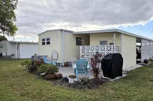 3409 Spanish Oak Terrace, Sarasota, FL 34237 - Photo 3