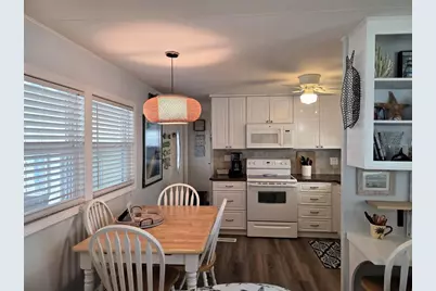 3409 Spanish Oak Terrace, Sarasota, FL 34237 - Photo 13