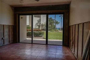 7510 Sunshine Skyway Ln S, Saint Petersburg, FL 33711 - Photo 17