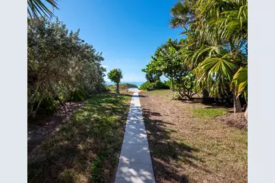 3320 Gulf Of Mexico Dr Drive #208C, Longboat Key, FL 34228 - Photo 37