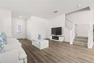 9104 Sandy Bluffs Circle, Parrish, FL 34219 - Photo 11