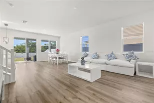 9104 Sandy Bluffs Circle, Parrish, FL 34219 - Photo 13