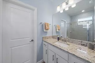 5514 Tidal Breeze Cove, Bradenton, FL 34211 - Photo 17