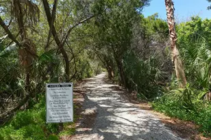 5027 Kestral Park, Sarasota, FL 34231 - Photo 49