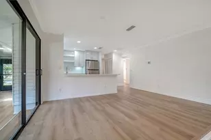 5027 Kestral Park, Sarasota, FL 34231 - Photo 13