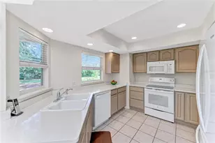 204 59th St NW, Bradenton, FL 34209 - Photo 11