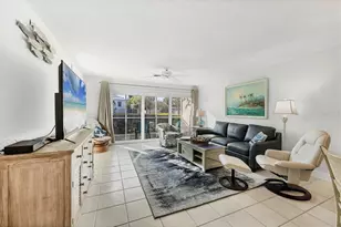 500 S Washington Dr, Sarasota, FL 34236 - Photo 5