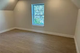 1510 Gilbert Ave, Sarasota, FL 34239 - Photo 13