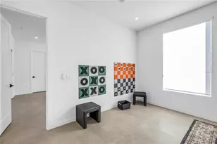 2305 Temple St, Sarasota, FL 34239 - Photo 41