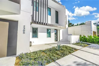 2305 Temple Street, Sarasota, FL 34239 - Photo 3