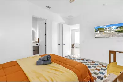 2305 Temple Street, Sarasota, FL 34239 - Photo 47