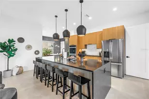 2305 Temple St, Sarasota, FL 34239 - Photo 15