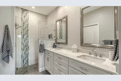 7038 Woodmore Terrace, Lakewood Ranch, FL 34202 - Photo 29