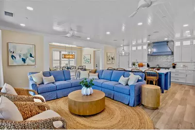 135 Avenida Veneccia, Sarasota, FL 34242 - Photo 5