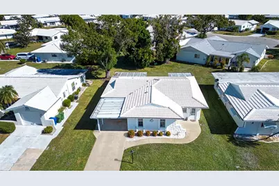 3807 Joyce Drive, Bradenton, FL 34208 - Photo 3