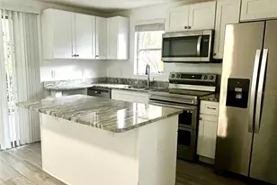 2377 Main St, Sarasota, FL 34237 - Photo 3