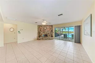 5108 86th St Ct W, Bradenton, FL 34210 - Photo 9