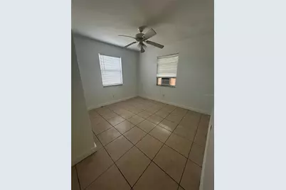 2695 Fruitville Road, Sarasota, FL 34237 - Photo 9