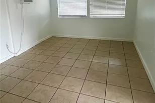 2695 Fruitville Rd, Sarasota, FL 34237 - Photo 5