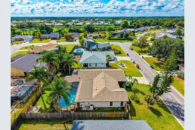 4656 Alexander Pope Lane, Sarasota, FL 34241 - Photo 3