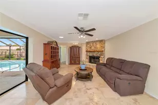 4656 Alexander Pope Ln, Sarasota, FL 34241 - Photo 17