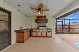 4656 Alexander Pope Ln, Sarasota, FL 34241 - Photo 41