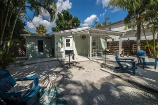 1805 Ivanhoe St, Sarasota, FL 34231 - Photo 15