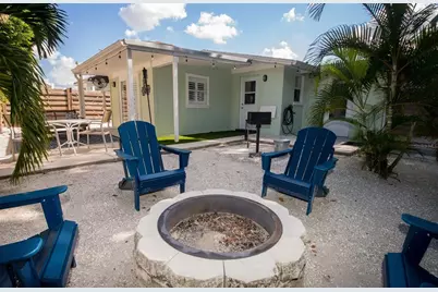 1805 Ivanhoe Street, Sarasota, FL 34231 - Photo 33