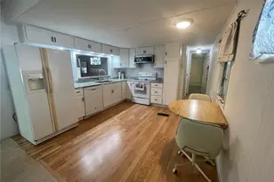 504 49th C Ave Dr E, Bradenton, FL 34203 - Photo 3