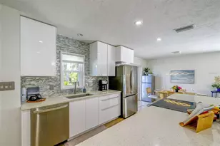 1140 S Moonmist Ct, Sarasota, FL 34242 - Photo 3