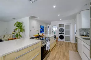 1140 S Moonmist Ct, Sarasota, FL 34242 - Photo 7