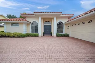 6660 St James Crossing, University Park, FL 34201 - Photo 7