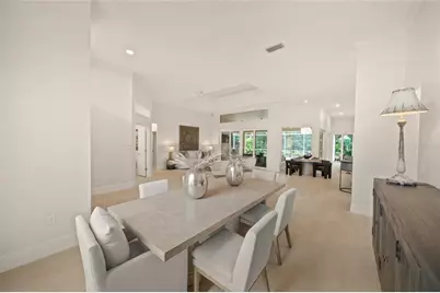 6660 Saint James Crossing, University Park, FL 34201 - Photo 13