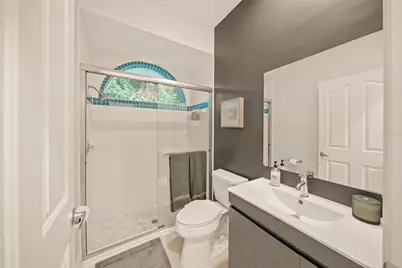 6660 Saint James Crossing, University Park, FL 34201 - Photo 33