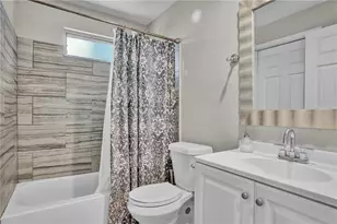 4021 Olive Ave, Sarasota, FL 34231 - Photo 25