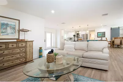 8607 50th Avenue W, Bradenton, FL 34210 - Photo 9