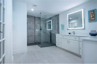 8607 50th Avenue W, Bradenton, FL 34210 - Photo 47