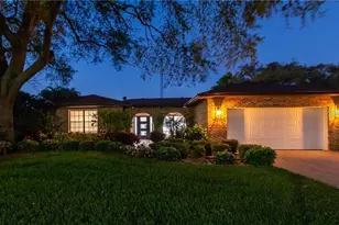 8607 50th Ave W, Bradenton, FL 34210 - Photo 3