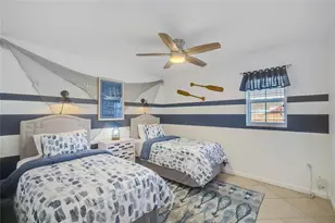 426 Eagles Nest Ln, Sarasota, FL 34243 - Photo 21